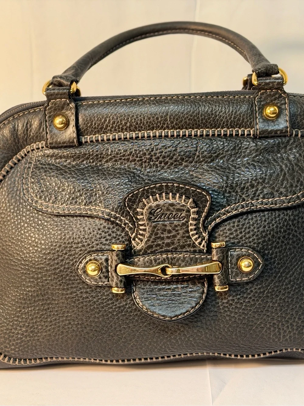 Gucci Pelham horsebit flap Leather Satchel with Gold-Tone Hardware EUC